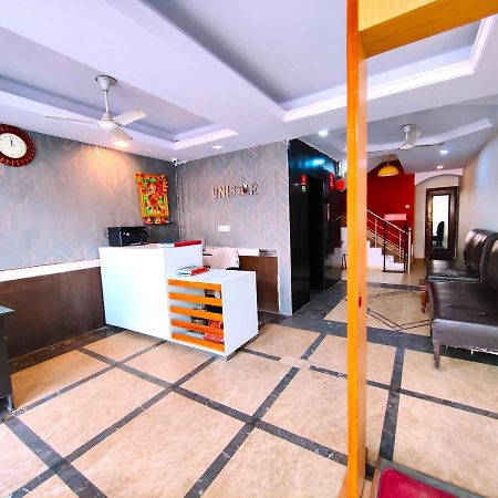 Hotel Unistar, New Delhi Nova Deli Exterior foto